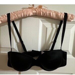 Maidenform 09455 Custom Lift, underwire strapless bra, (has convertible straps),